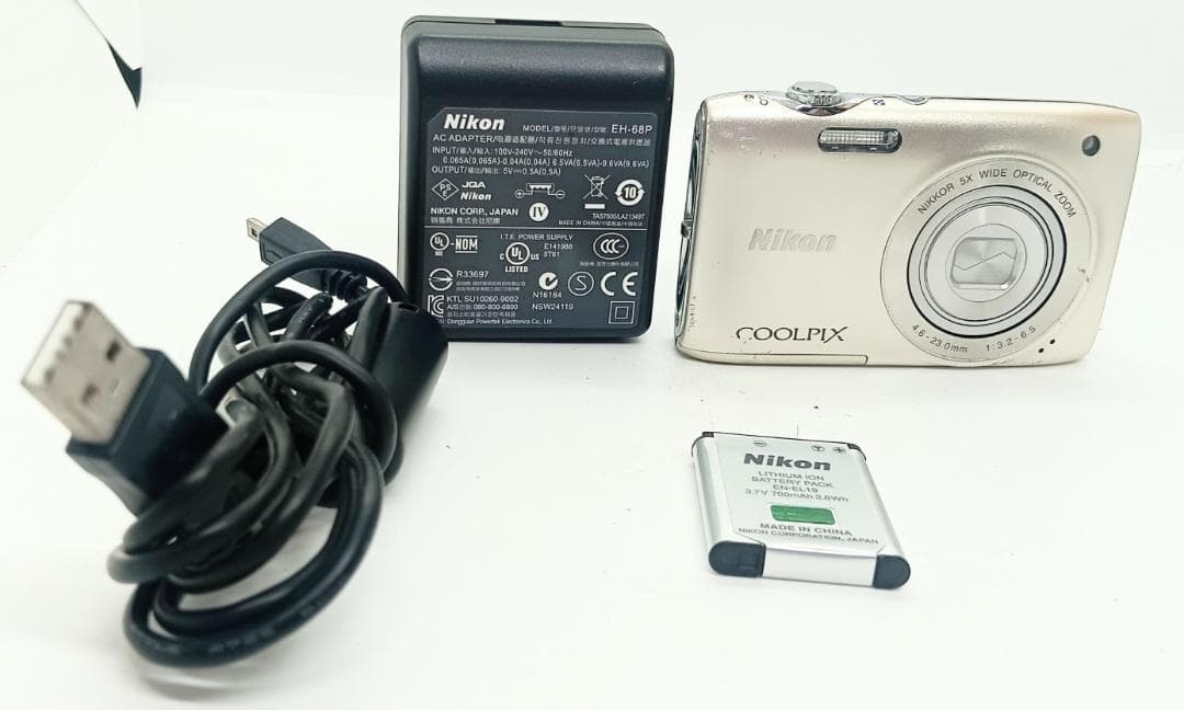Nikon COOLPIX S3100 シルバー 充電器付き デジタルカメラ Amazon.com : Nikon COOLPIX S3100 14 MP Digital Camera with 5x