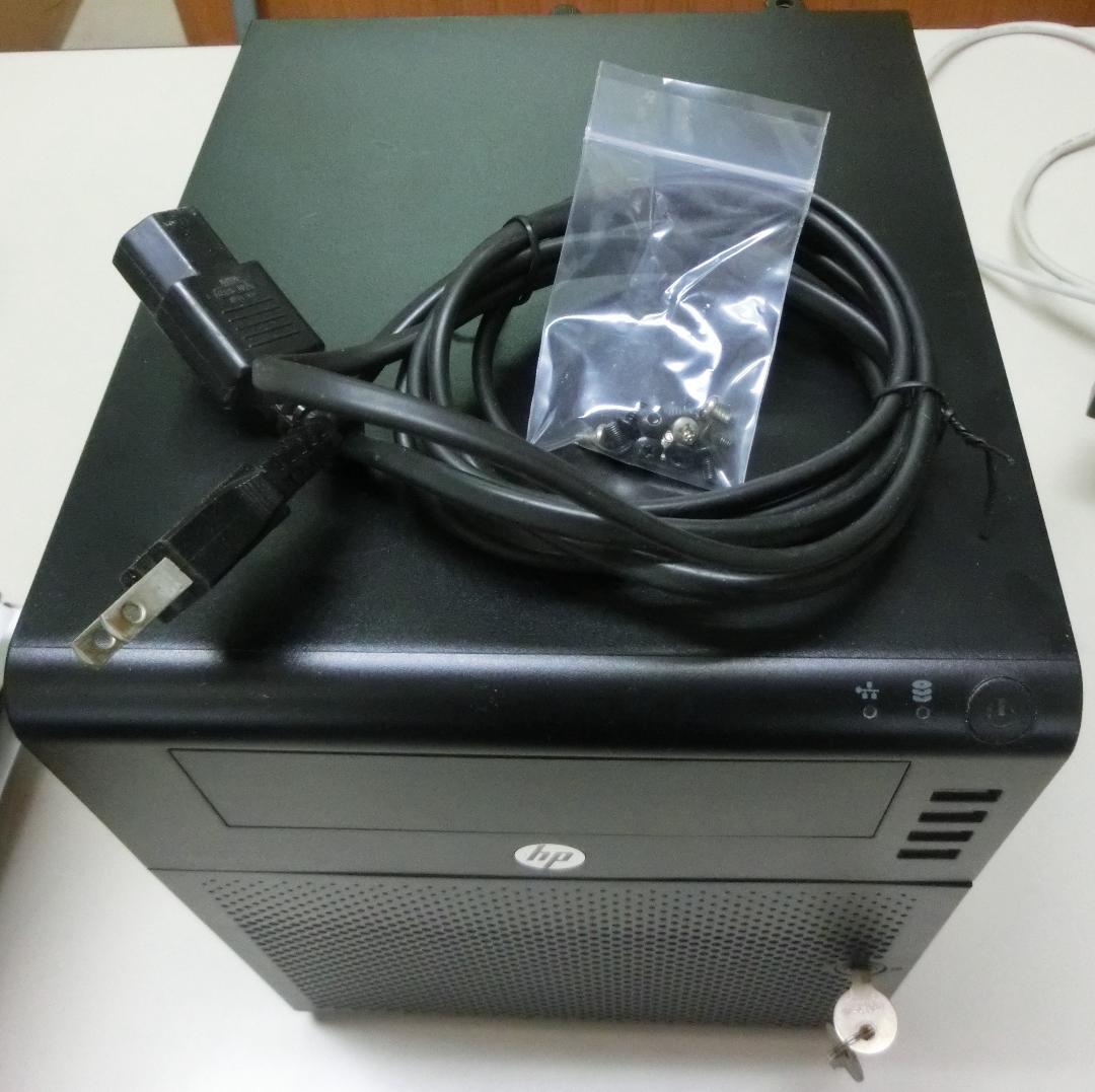美品 HP ProLiant MicroServer N54L - メルカリ