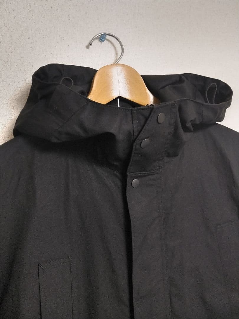 美品】 UNIQLO U ユーティリティフーデッドコート 黒 - メルカリ