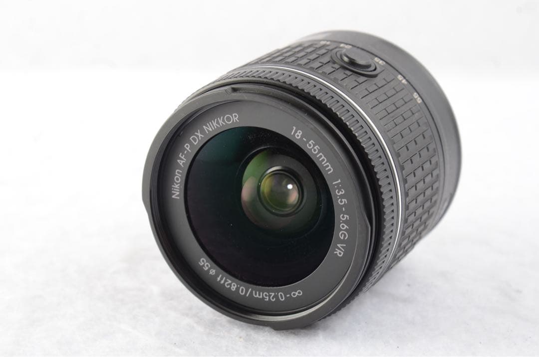 Nikon D5600 18-55 VR レンズキット 《 S数5870回！ 》