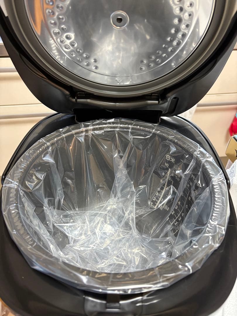 TOSHIBA IH炊飯器 RC-18VRV 1.8L