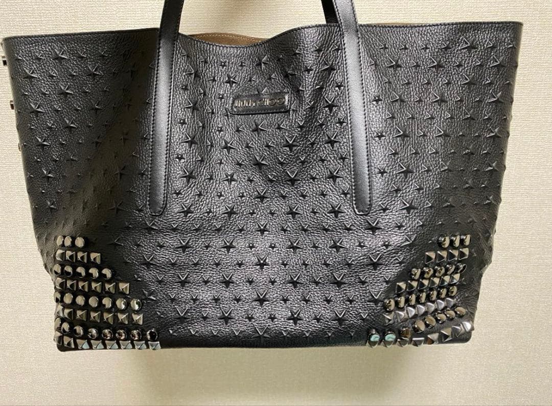 ジミーチュウ　スタッズ付きブラックレザートートバッグ ジミーチュウ スタースタッズ ブラック レディース レザー トート