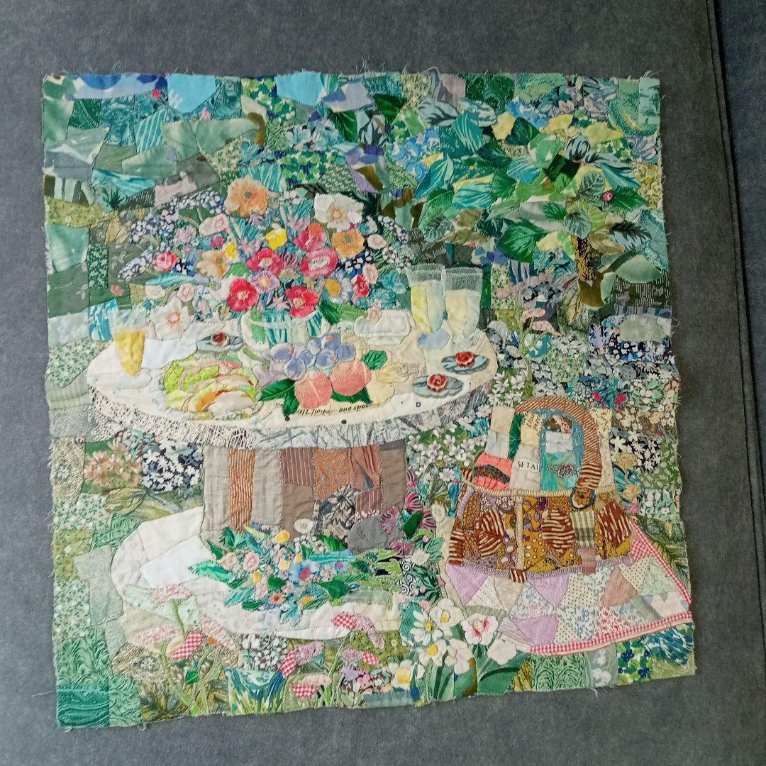 花と果物のパッチワークタペストリー 立秋も過ぎたので #コスモス のミニタペストリー 季節の花のミニタペの