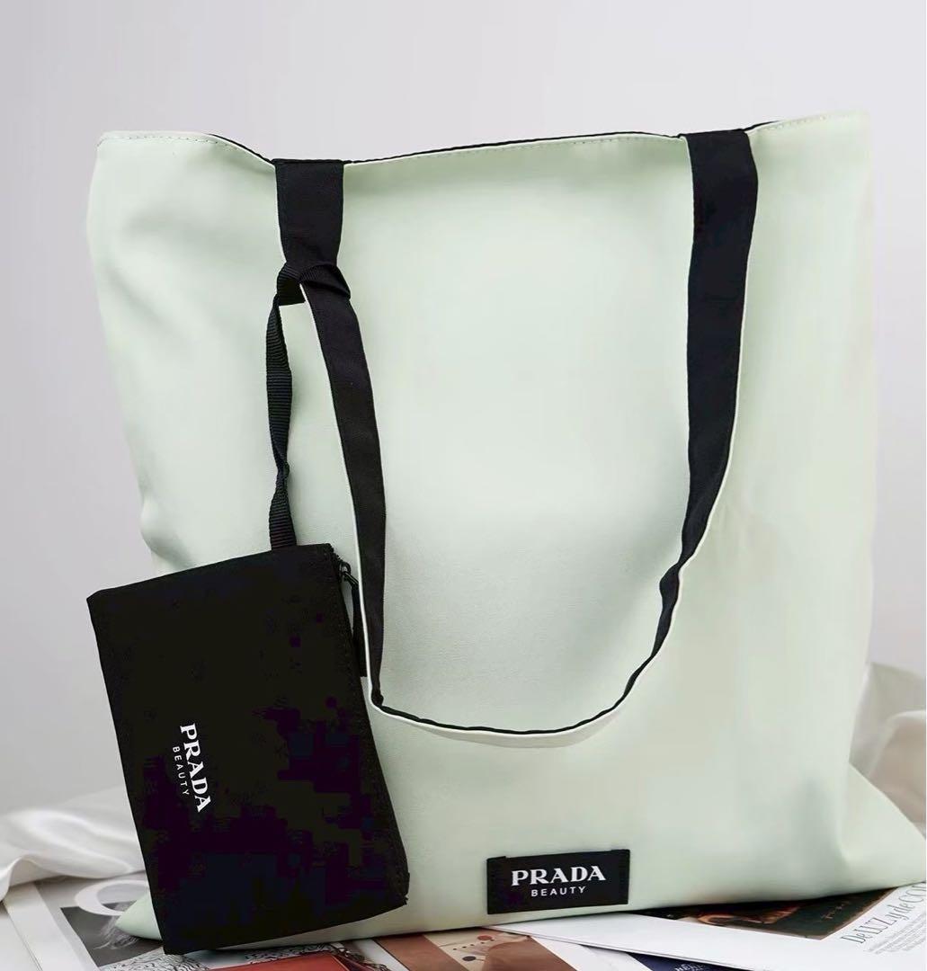 PRADAプラダ リバーシブル トートバッグ 海外免税店ノベルティ限定商品