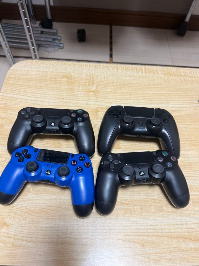 純正PS4(3個) /PS5(1個)コントローラー (ジャンク)セット - メルカリ