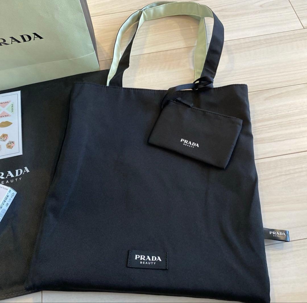 プラダPRADA リバーシブル トートバッグ ノベルティ限定商品 海外免税