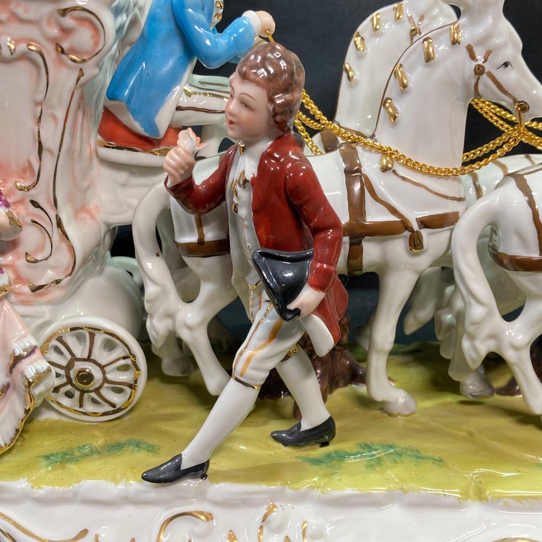 美品】加藤工芸 4頭立て馬車 陶器置物 瀬戸マイセン - メルカリ