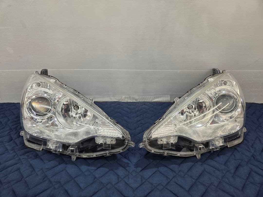 10前期　アクア　ヘッドライト左右　最高級クリア施工済み商品 楽天市場】10系 アクア 前期 NHP10 新品 ヘッドライト レンズ 左右 2枚