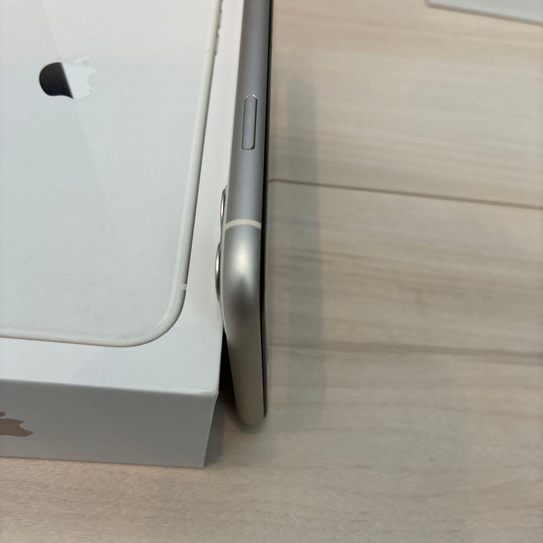 IPhone 11 64GB SIM フリー