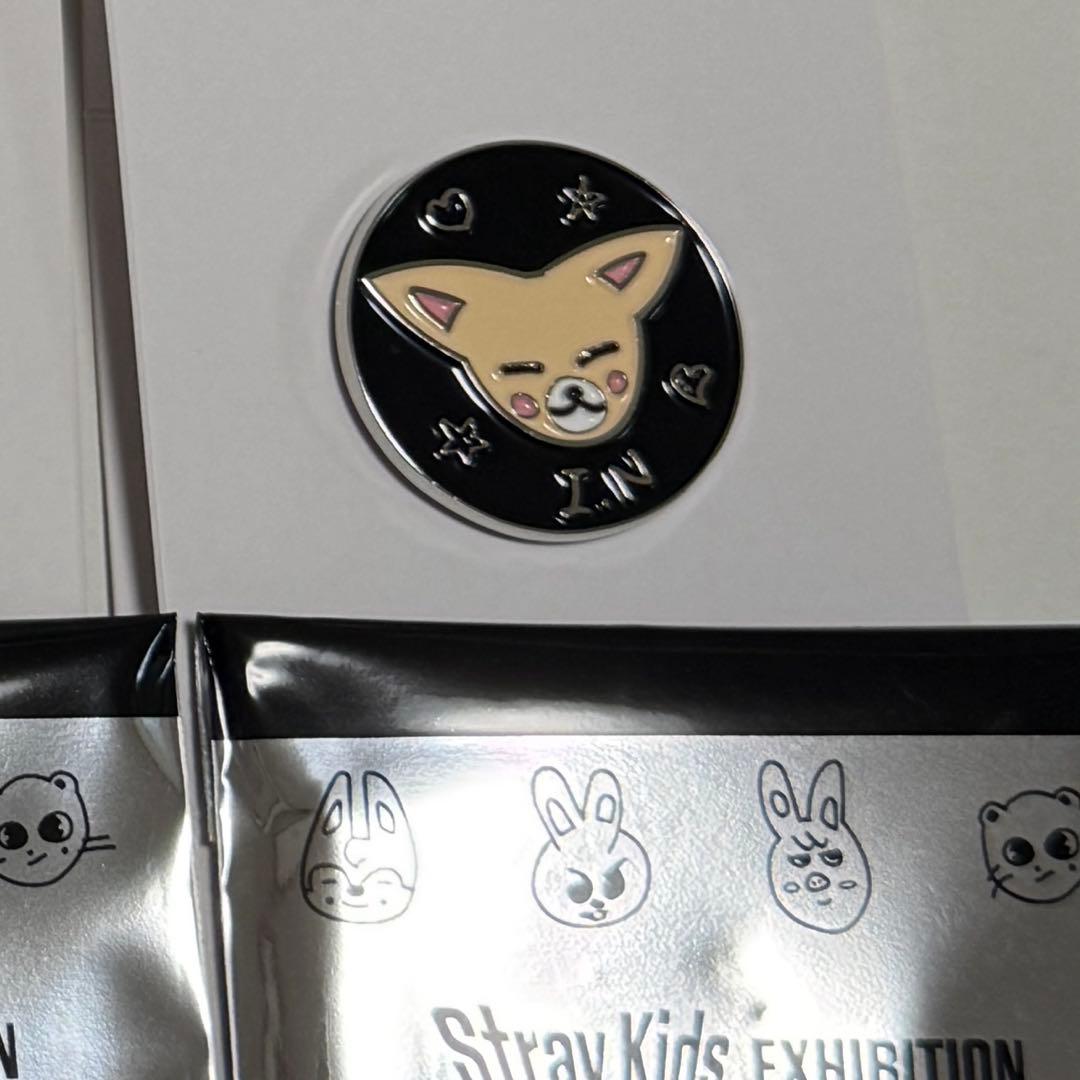 StrayKids スキズ 展示会 ランダムピンバッジ アイエン - メルカリ