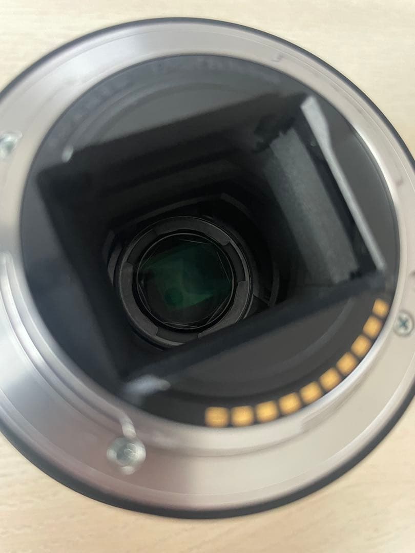 Sony FE 28-70mm f/3.5-5.6 OSSレンズ