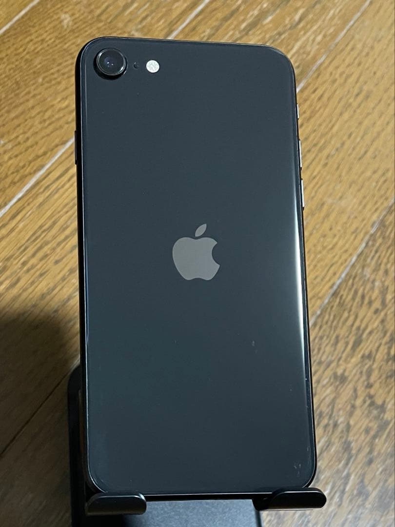 iPhone SE 第2世代 128GB ブラック 黒 本体のみ Amazon | 【整備済み品】 Apple iPhone SE（第2世代） 128GB ブラック