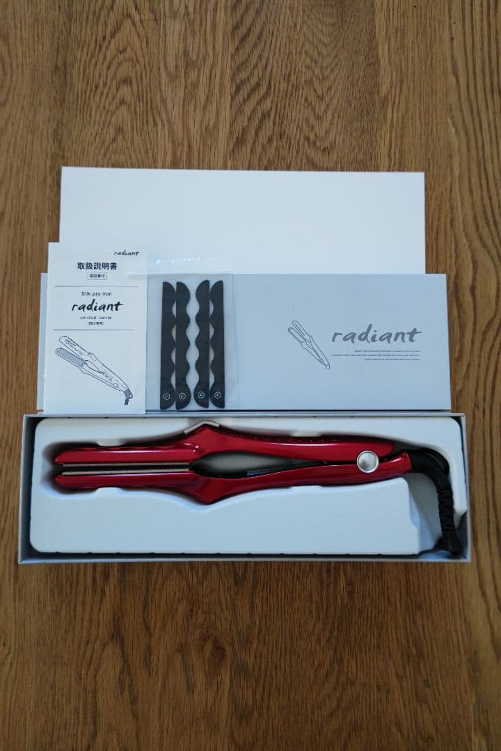 ラディアント☆radiant ☆レッド☆ストレートヘアアイロン☆28mm radiant（ラディアント） シルクプロヘアアイロン 28mm レッド 業務用