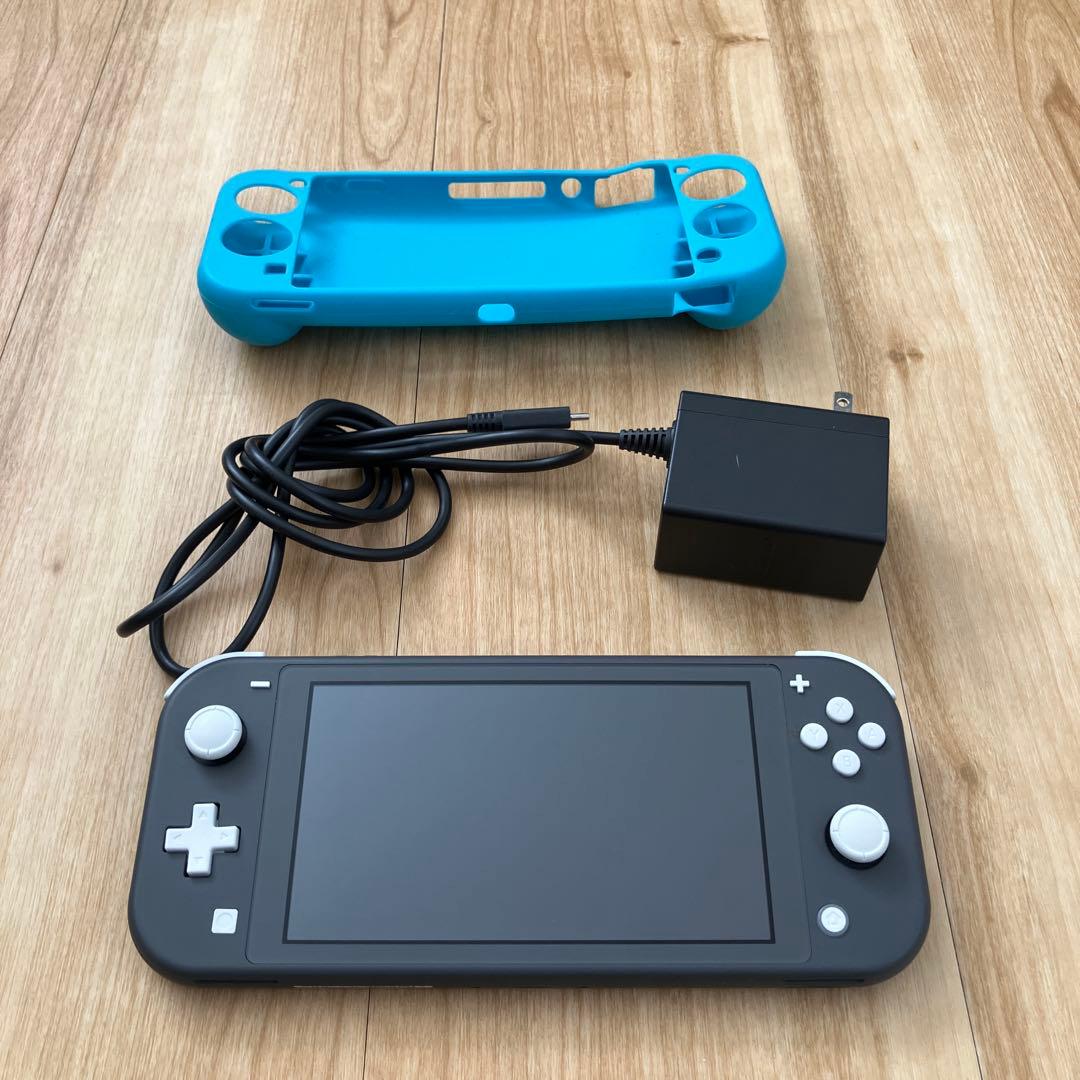 Y*3様 Nintendo Switch Liteグレー 充電器付き　カバー付ケ 楽天市場】Nintendo Switch Lite ケース3点セット キャリーケース