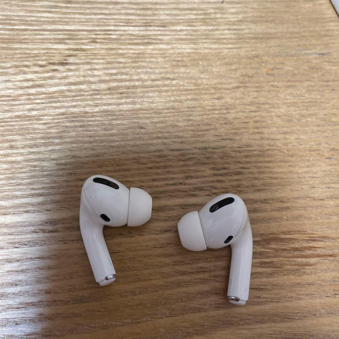 Apple AirPods Pro ホワイト