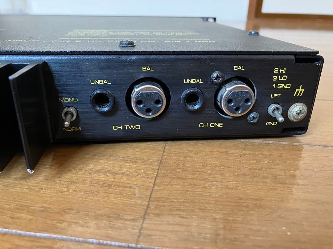 AB PROFESSIONAL SERIES 200 パワーアンプ