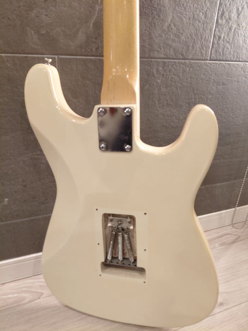 Mavis メイビス エレキギター ストラトキャスター レフティ