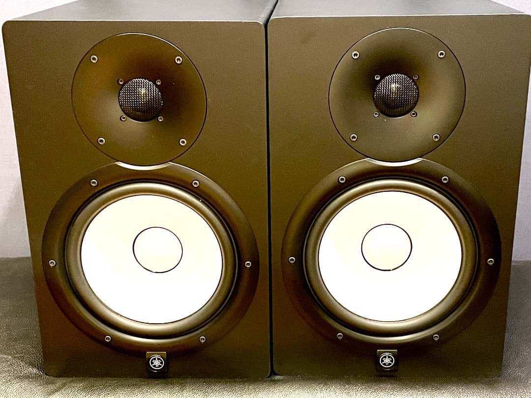 【Hiro】YAMAHA HS8 モニタースピーカー(黒)１台② 楽天市場】ヤマハ YAMAHA HS8 パワードスタジオモニタースピーカー