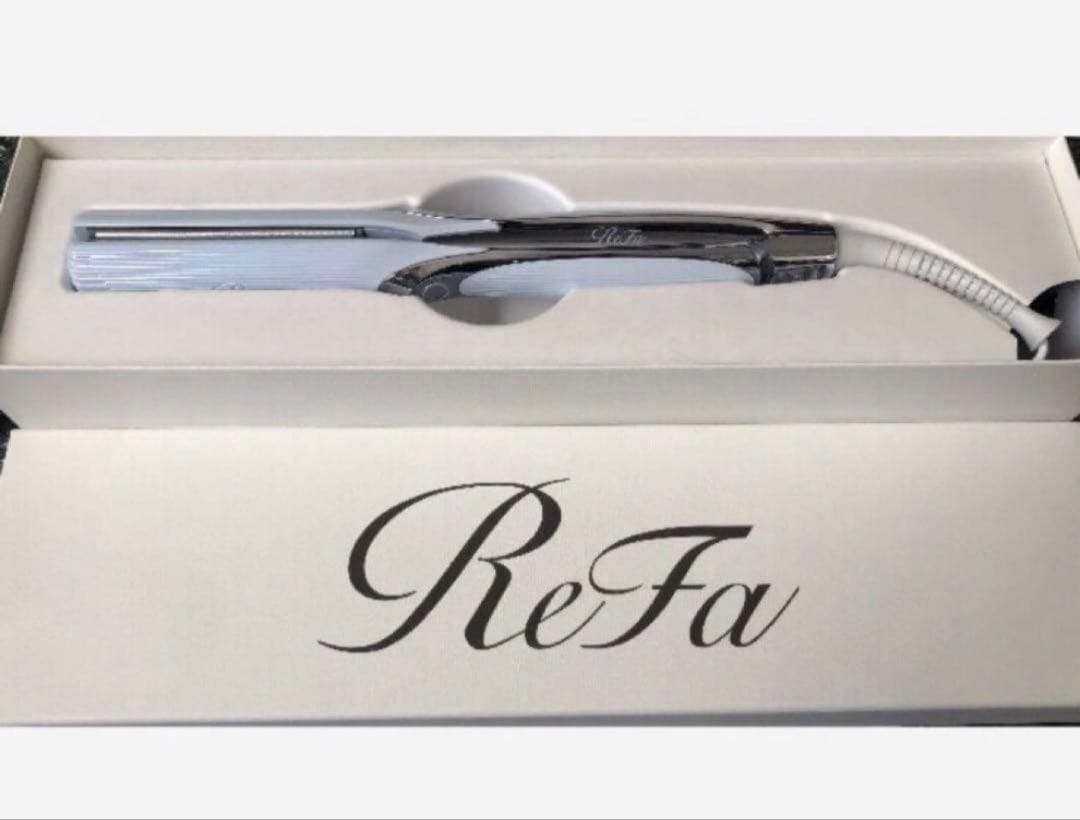 最新モデル　リファ　ストレートアイロン　プロ　ホワイト　新品同様 リファストレートアイロン プロ ホワイト / ReFa STRAIGHT IRON PRO