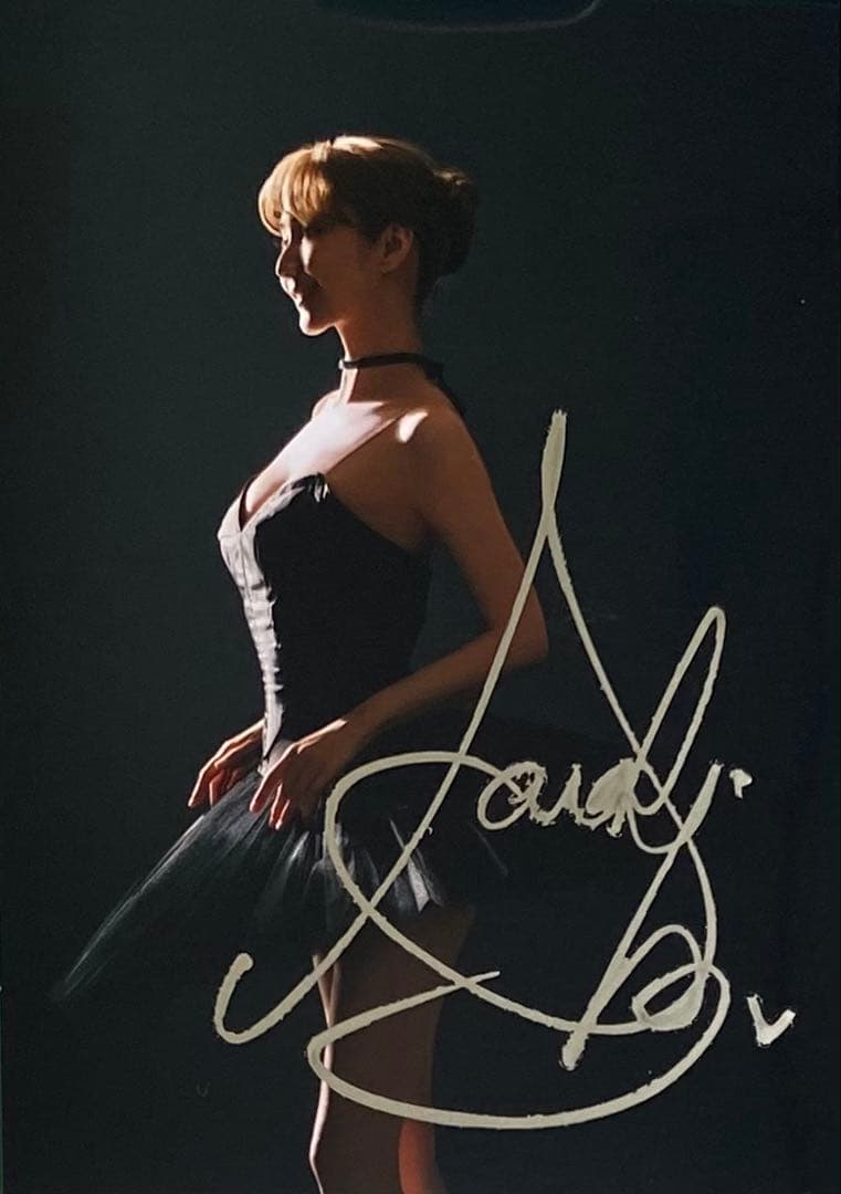 【新品未開封】サラ・オレイン　 ISEKAI ＜限定盤＞＆＜通常盤＞＋特典8種類