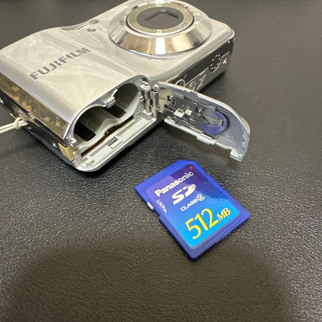 FUJIFILM FINEPIX AV100 動作品 電池式 SDカード付き
