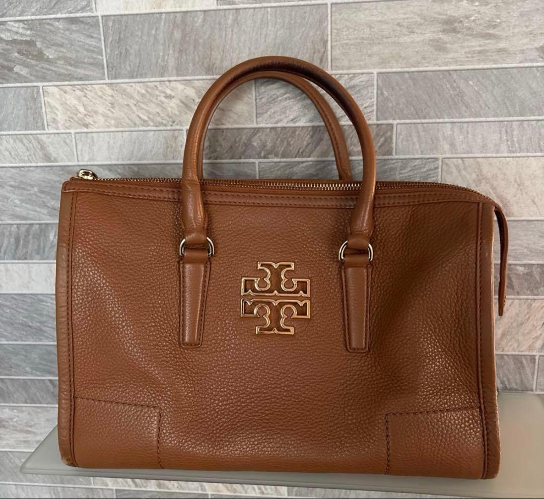 Tory Burch ブラウンレザートートバッグ 中古・古着通販】TORY BURCH (トリーバーチ) レザートートバッグ