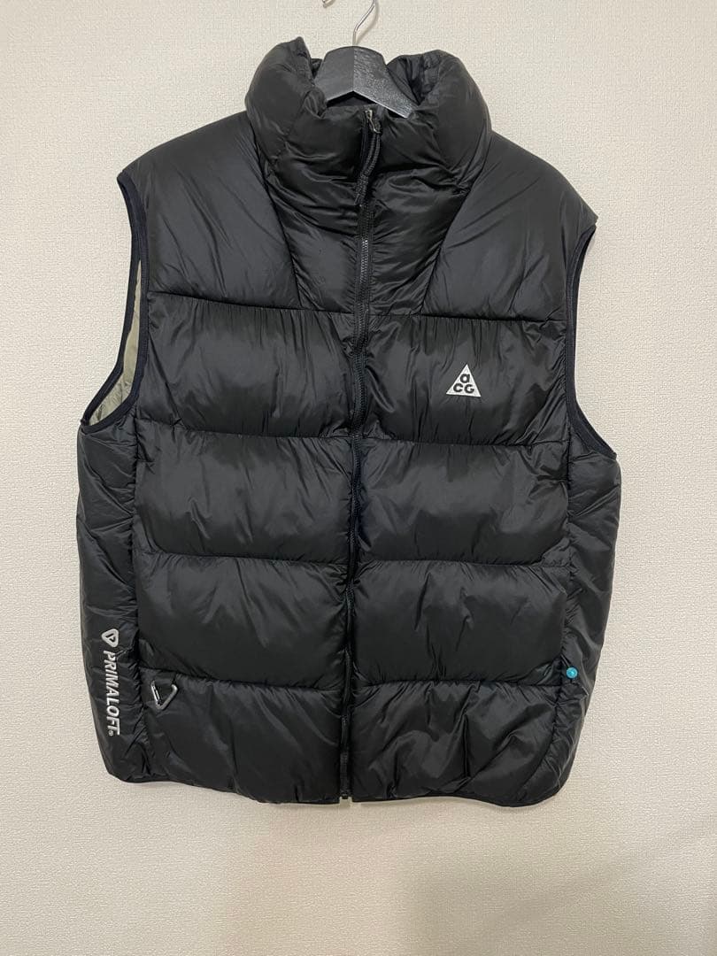 ACG THERMA-FIT ブラックダウンベスト - メルカリ