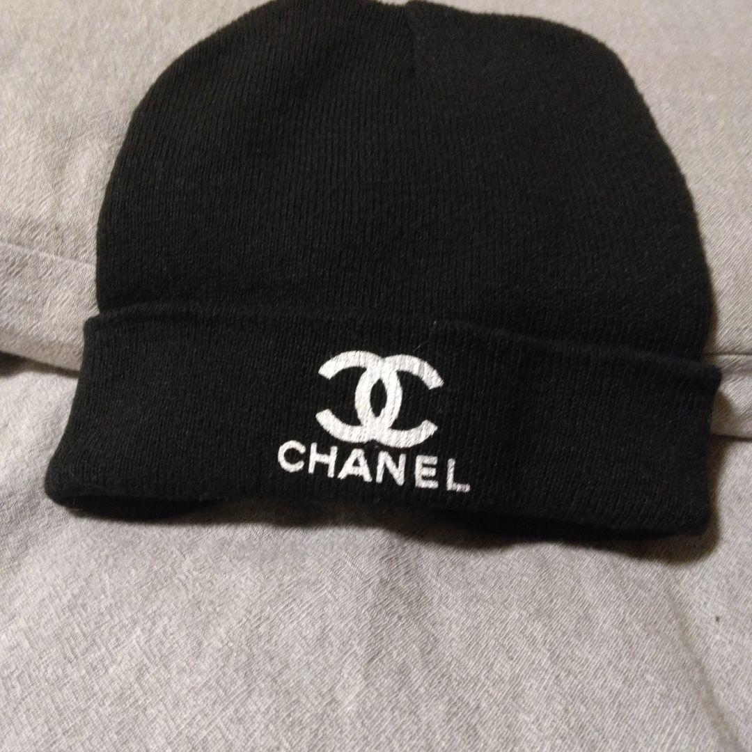 シャネルノベルティニット帽 - メルカリ