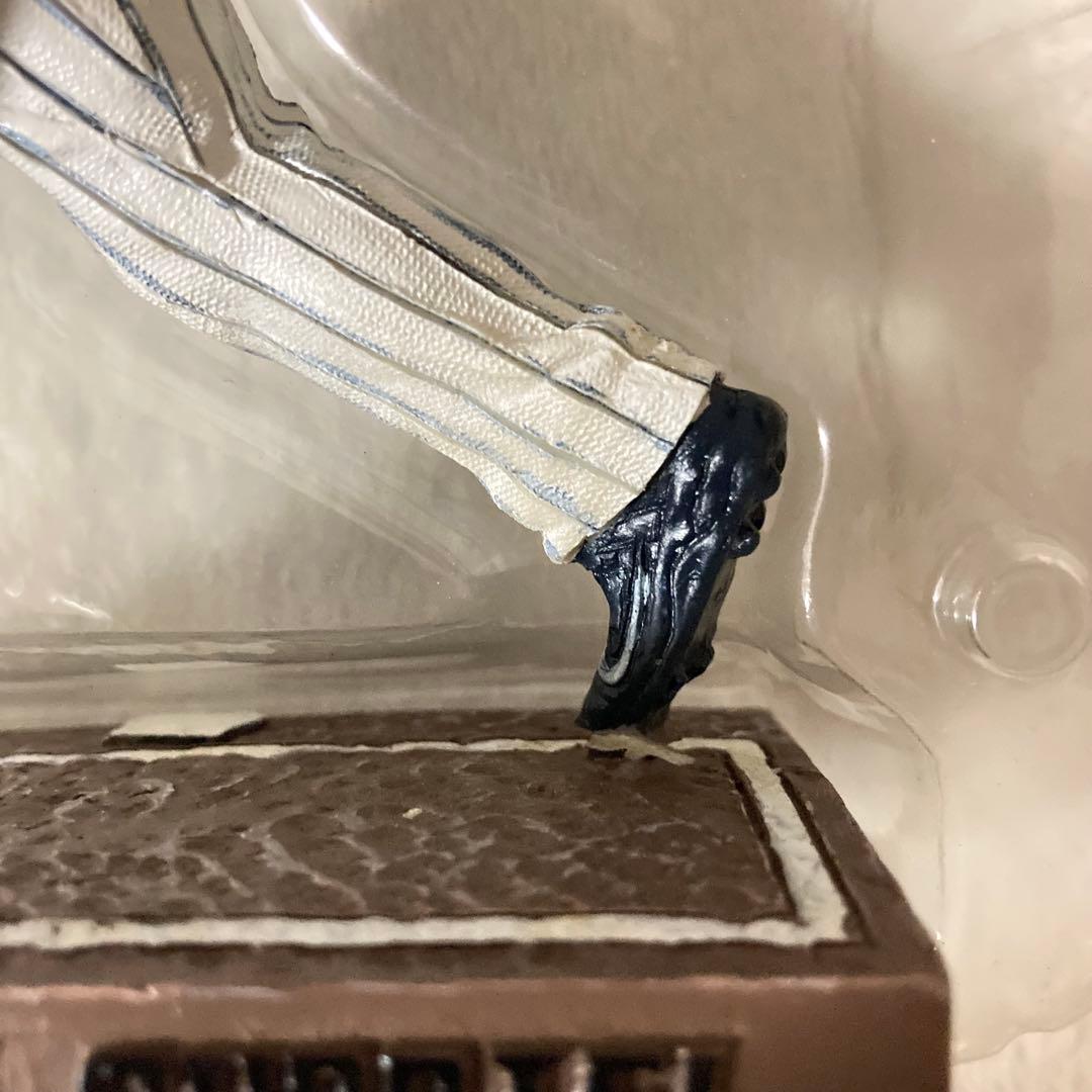 ユリエスキ・グリエル フィギュア #10 DeNAベイスターズ - メルカリ