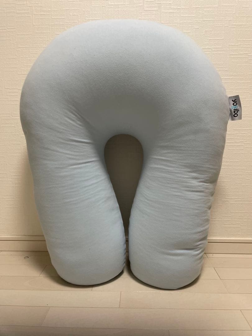 yogibo U字型ビーズクッション ライトブルー Yogibo（ヨギボー） 【送料無料】 U字型が背もたれやヒジ置きに。授乳