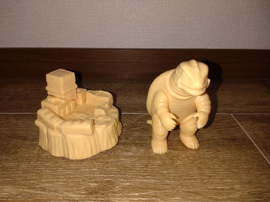 トイグラフ　未塗装　ガメラ　マーミット　ゴジラ　ソフビ Yahoo!オークション -「マーミット」(ガメラ) (ゴジラ、怪獣)の落札