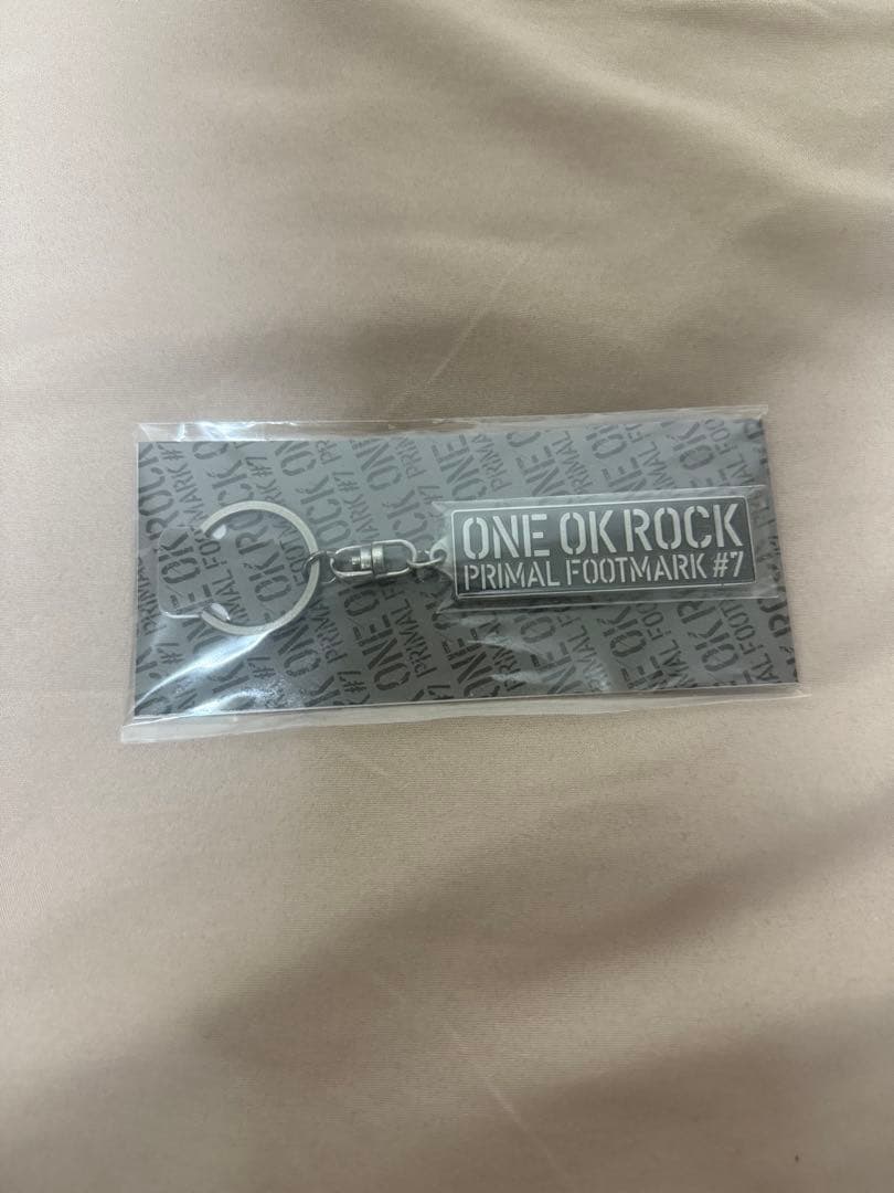 ONE OK ROCK PRIMAL FOOTMARK #7 キーホルダー - メルカリ