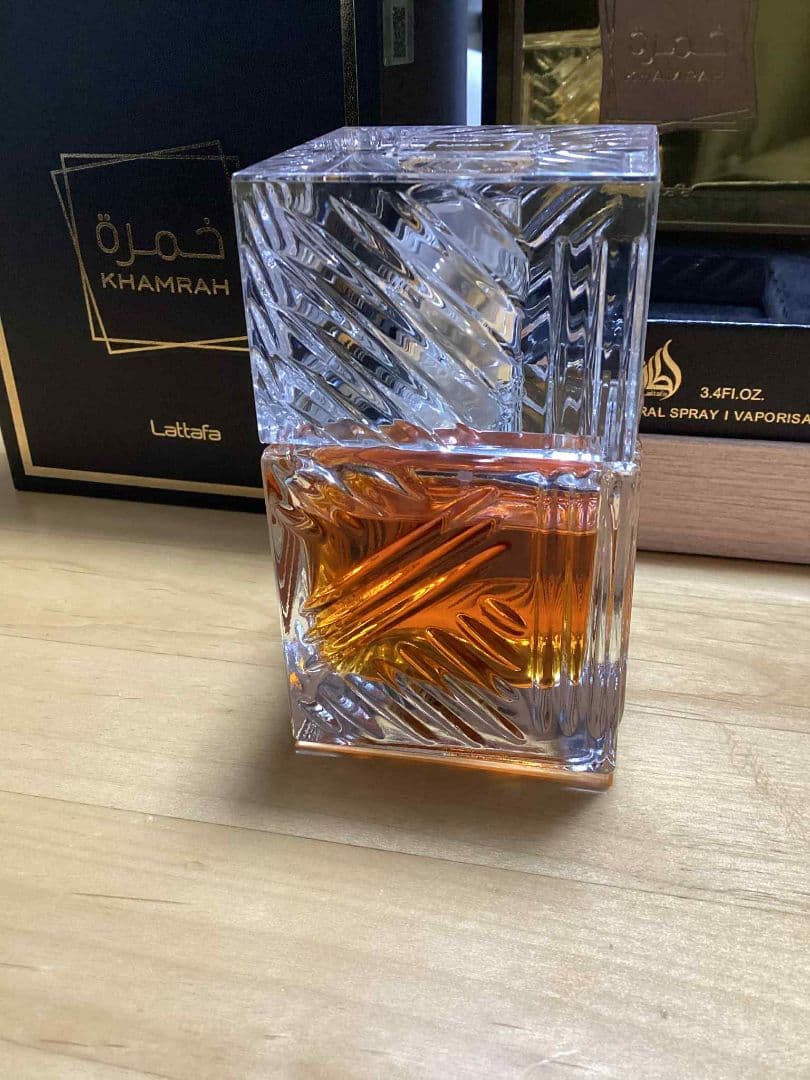 Lattafa Khamrah EDP ラタファ カムラー80ml - メルカリ