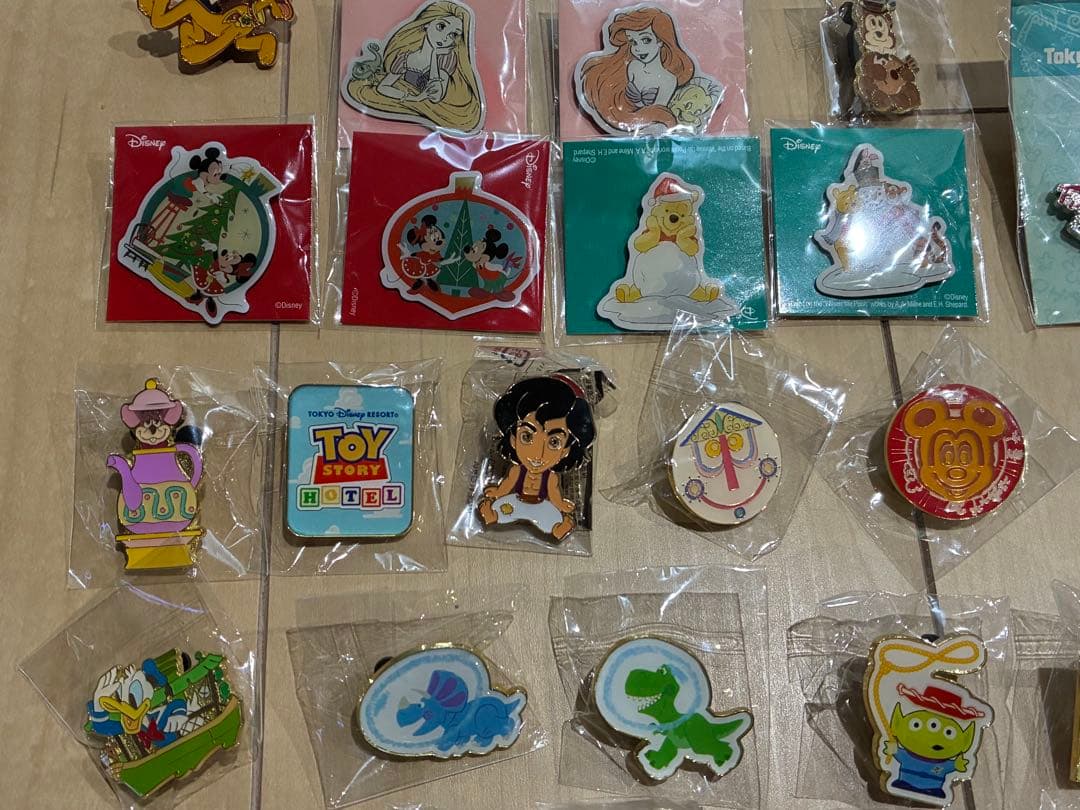 Disney ビンバッジ スティッチ ズートピア ミッキー アラジン まとめ