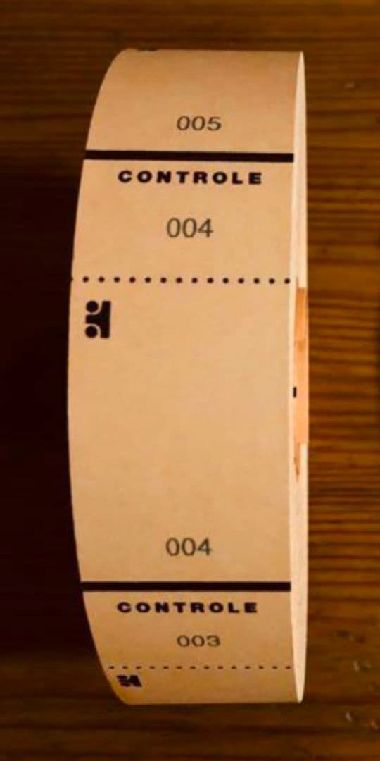 海外ロールチケット オランダ 3色 新品・未使用品 モモタロウ様 オモコロチャンネル×サンリオキャラクターズ ラバーストラップ