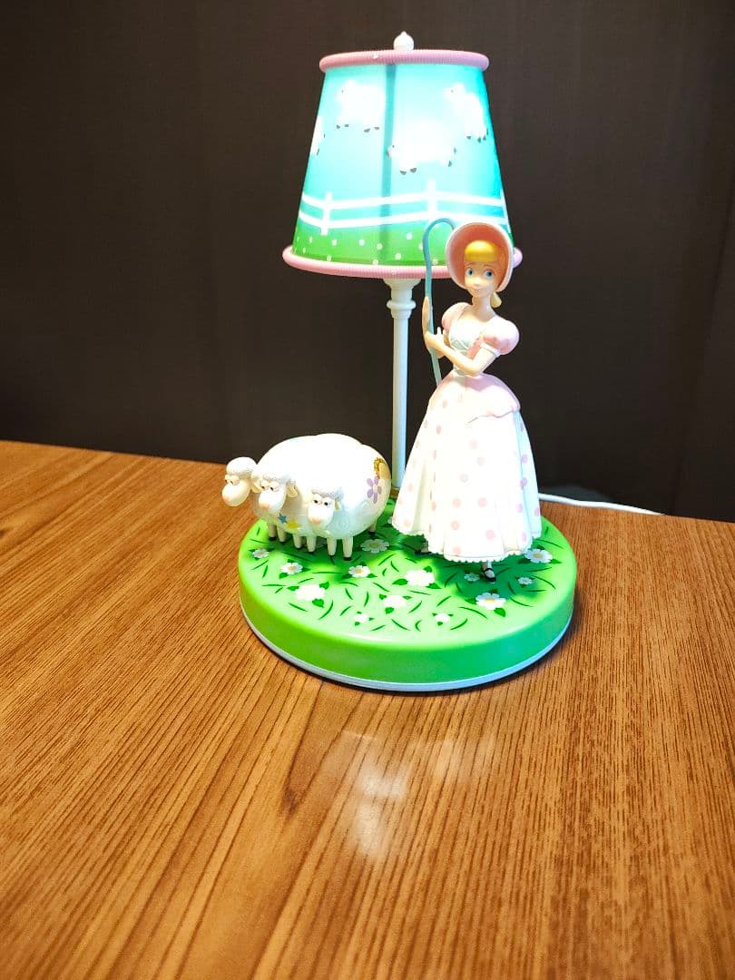 ボー・ピープ 卓上ランプ 照明 スタンドライト トイ・ストーリー