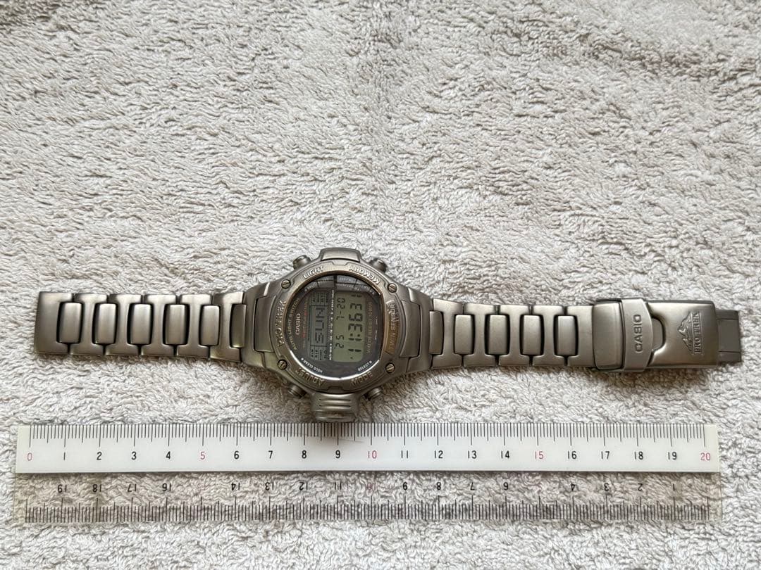 美品】カシオプロトレックPRT-3000フルチタン&スクリューバック - メルカリ