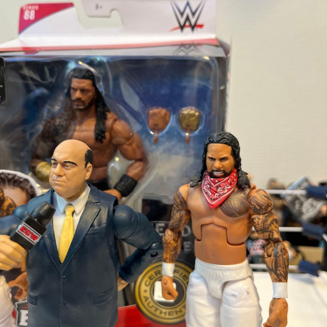 wweフィギュア ローマンレインズ USOs ポールヘイマン - メルカリ