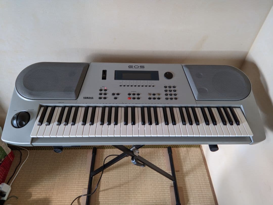 ★YAMAHA EOS B900 61鍵盤シンセサイザー　小室哲哉　手渡し限定★ ヤマハ | EOS B900 - シンセサイザー - 概要