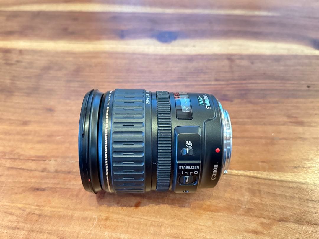 CANON EF 28-135mm F3.5-5.6 IS USM キヤノン