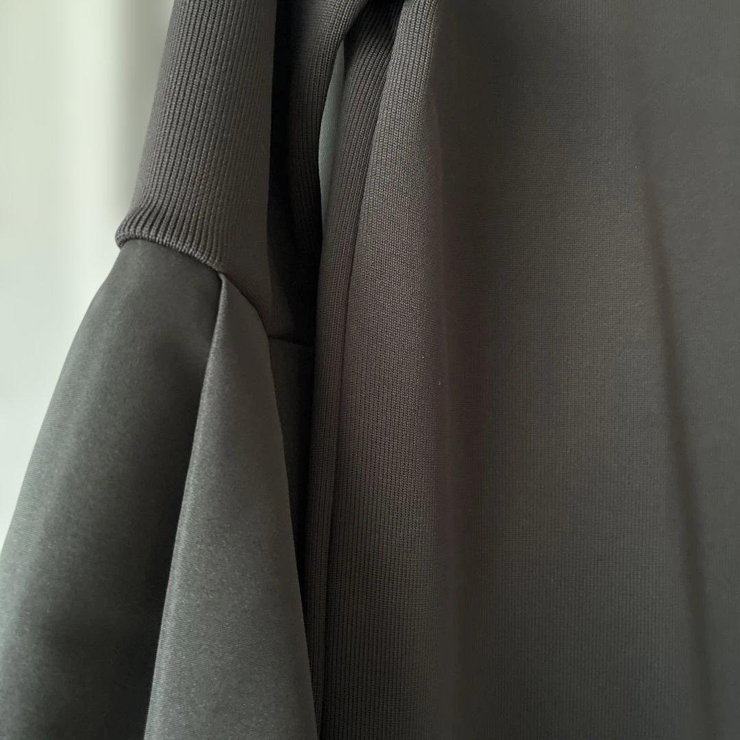 maison de dolce [メゾンドドルチェ] 袖サテンフレアトップス - メルカリ