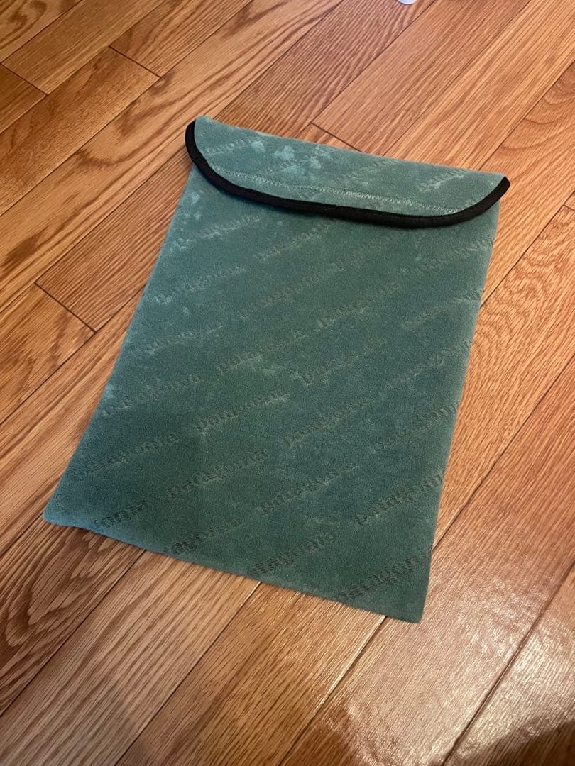 Patagonia パタゴニア ユーレックス アップサイクル カバー pcケース