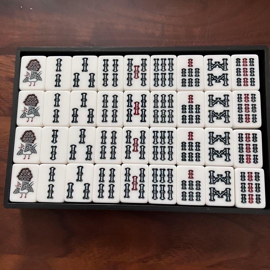 重量2.2kg高級麻雀牌 夢のスーパー特選牌 大洋化学 ユリア樹脂 背面