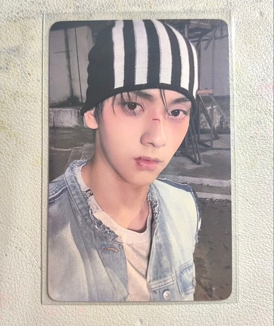 イェナ サノク トレカ