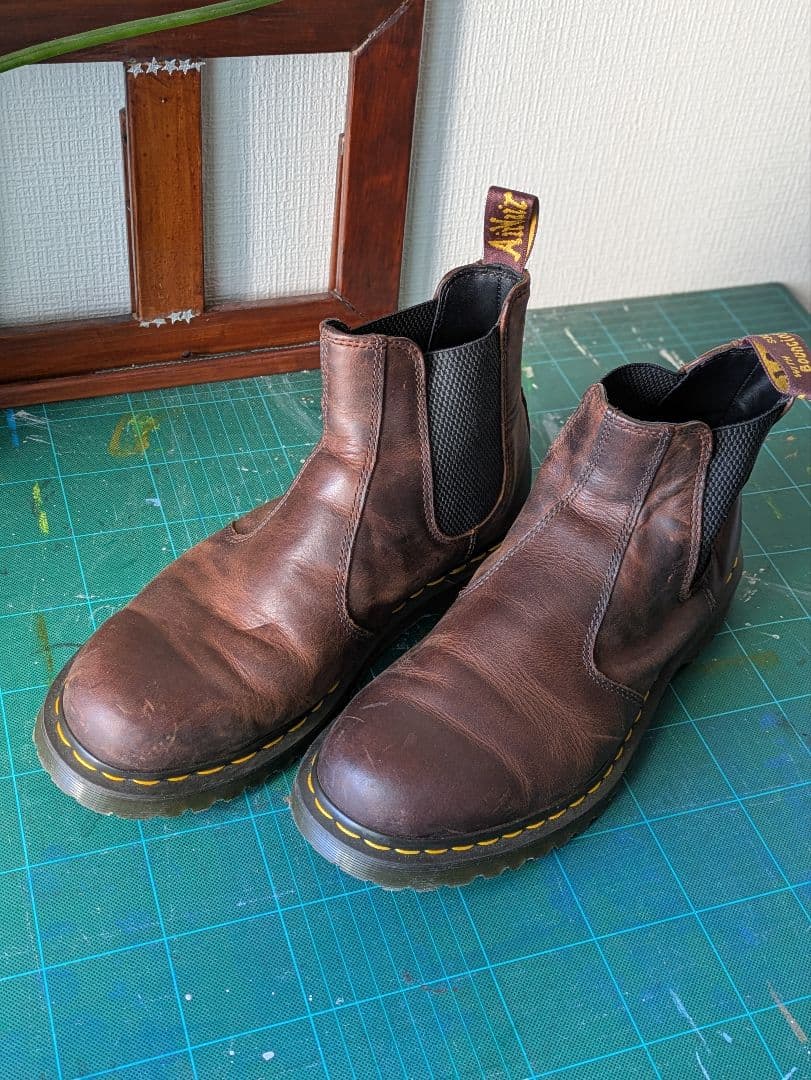 ドクターマーチン　サイドゴアブーツ　UK9 Dr.Martens ドクターマーチン 2976 サイドゴア ブーツ 黒 UK9 28cm