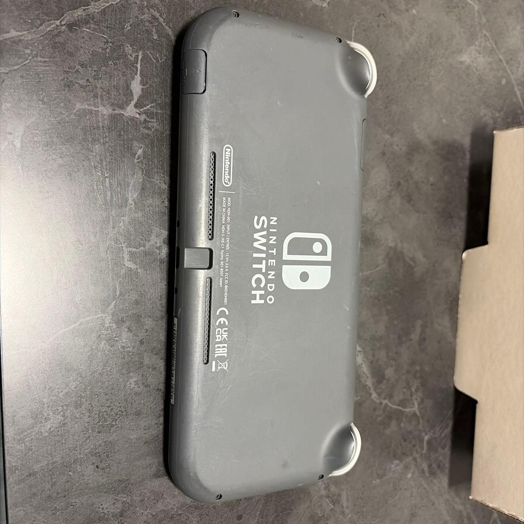 Nintendo Switch light スイッチライト 本体 中古 - メルカリ