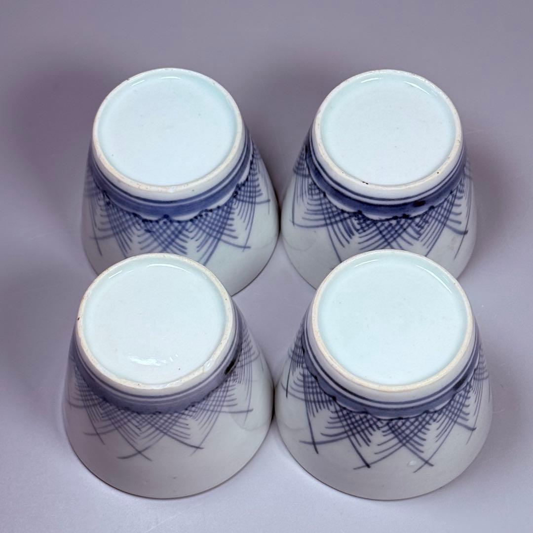 古伊万里　染付桧垣文向付　蕎麦猪口　初期手　江戸中期　酒器　古器を楽しむ　白濁