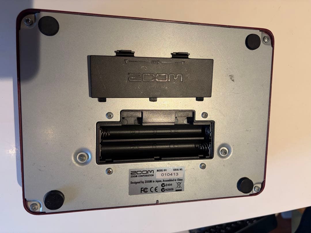 ZOOM B3 ベースエフェクター ACアダプター付属 - メルカリ