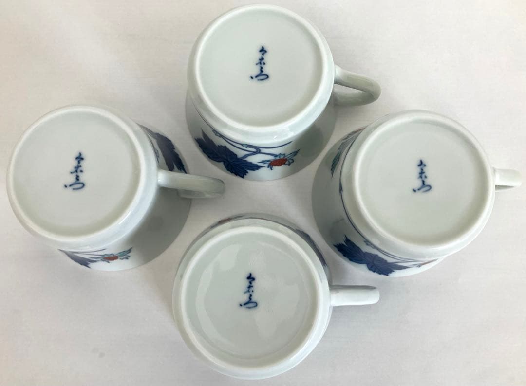 ☆専用です☆今泉今右衛門☆2客☆ 錦苺絵紅茶碗☆いちご - メルカリ