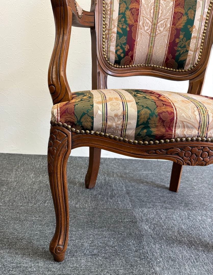 輸入家具 アンティークチェア 猫脚 クラシックスタイル 多色布張り椅子